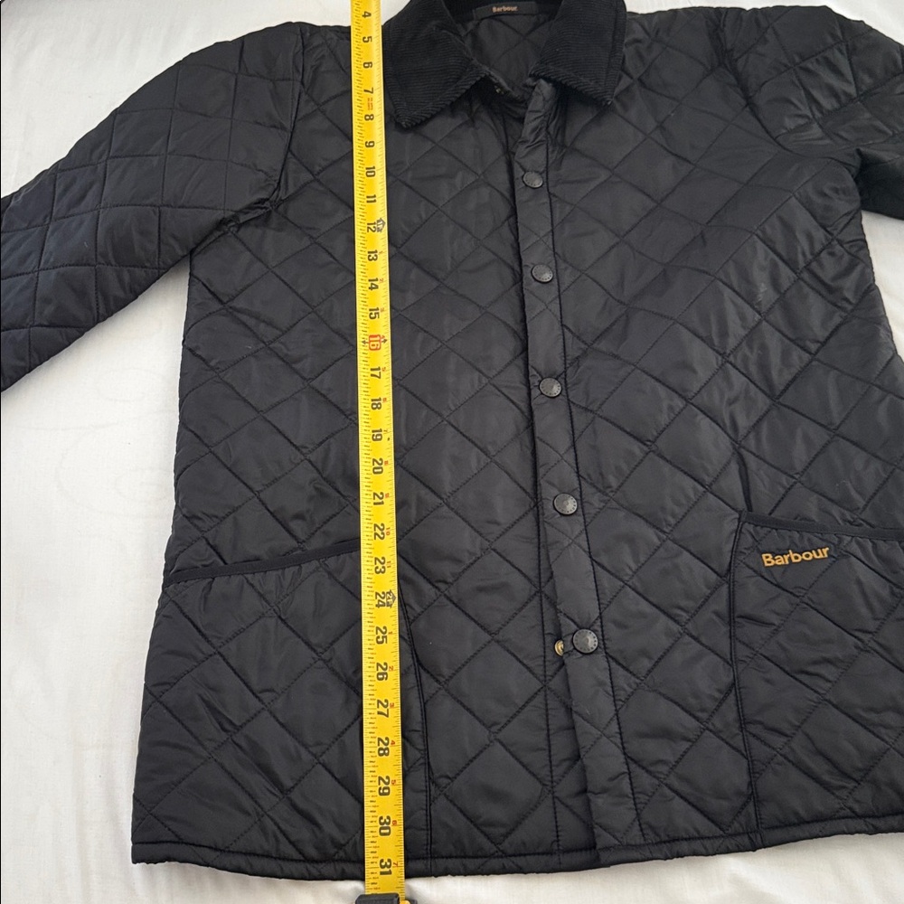 Barbour Men’s Liddesdale Dark Quilted Jacket - Picture 7 of 8